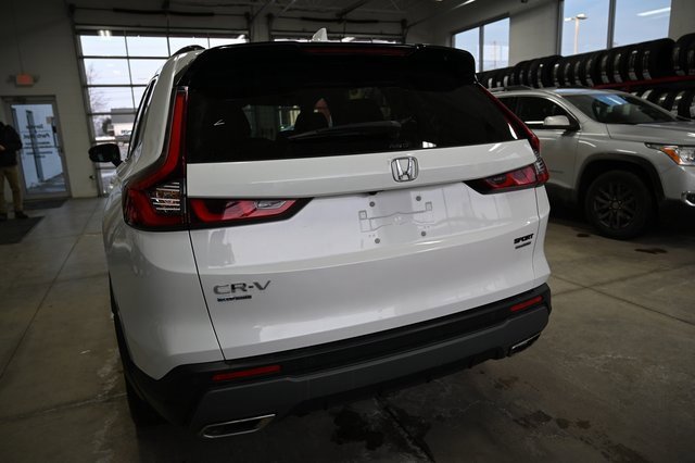 Used 2023 Honda CR-V Sport Touring image 7