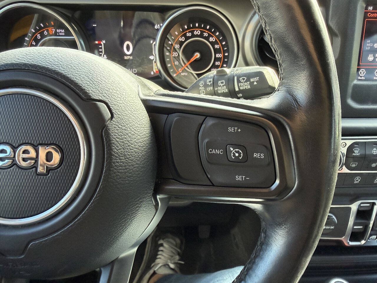 Used 2018 Jeep Wrangler Unlimited Sport S AWD/4WD image 26