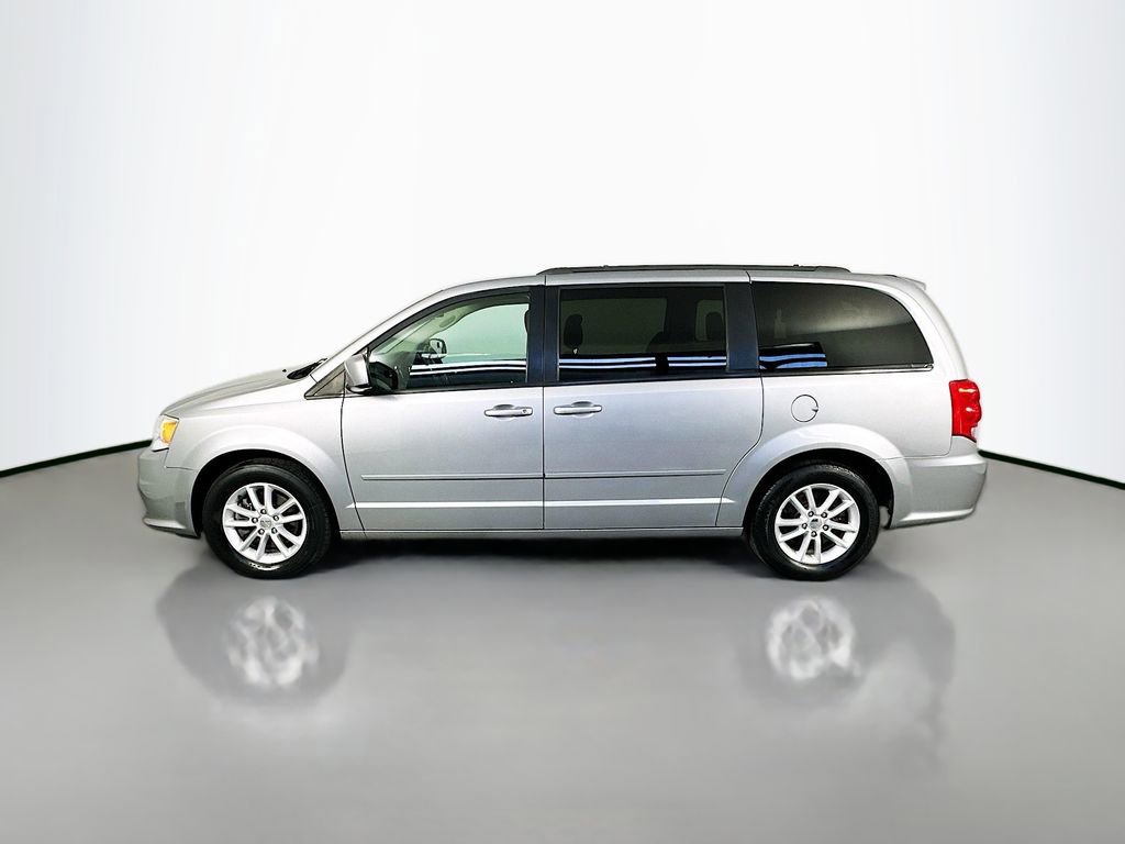 Used 2016 Dodge Grand Caravan SXT FWD image 4