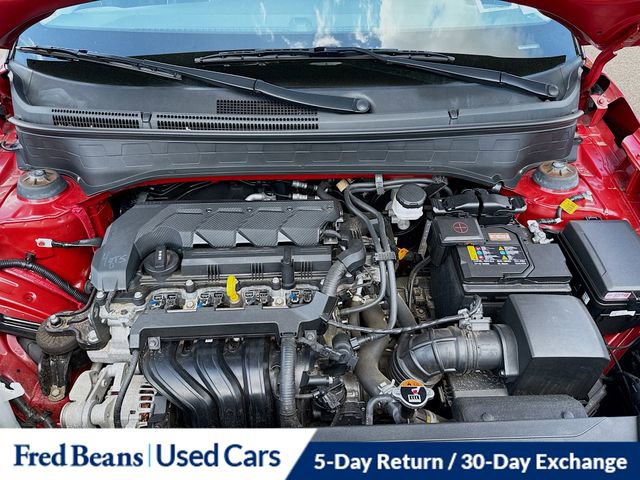 Used 2023 Hyundai Venue Limited image 31