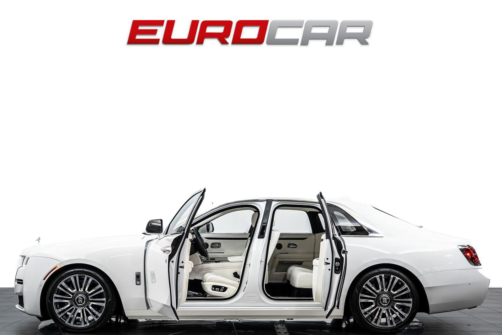 Used 2024 Rolls-Royce Ghost AWD/4WD image 3