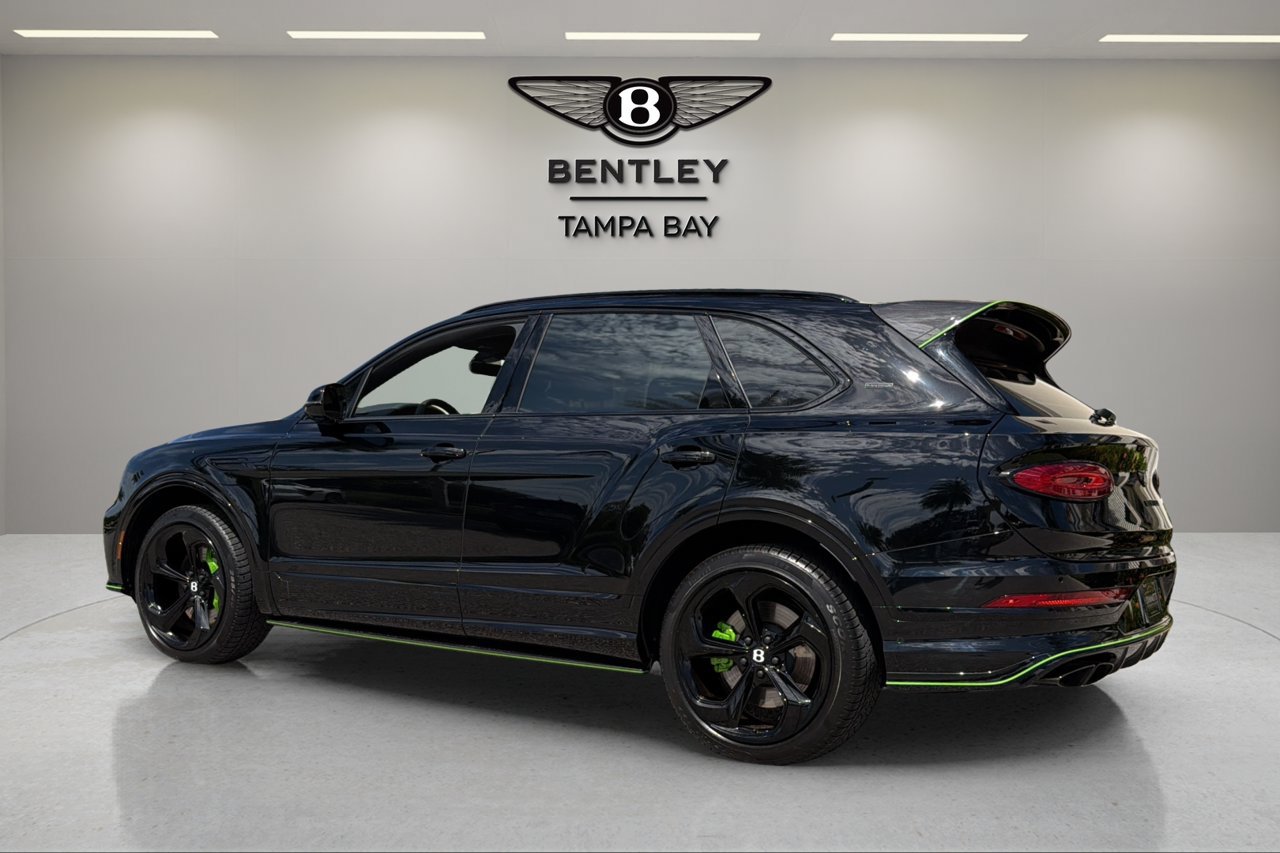 Used 2025 Bentley Bentayga AWD/4WD image 3