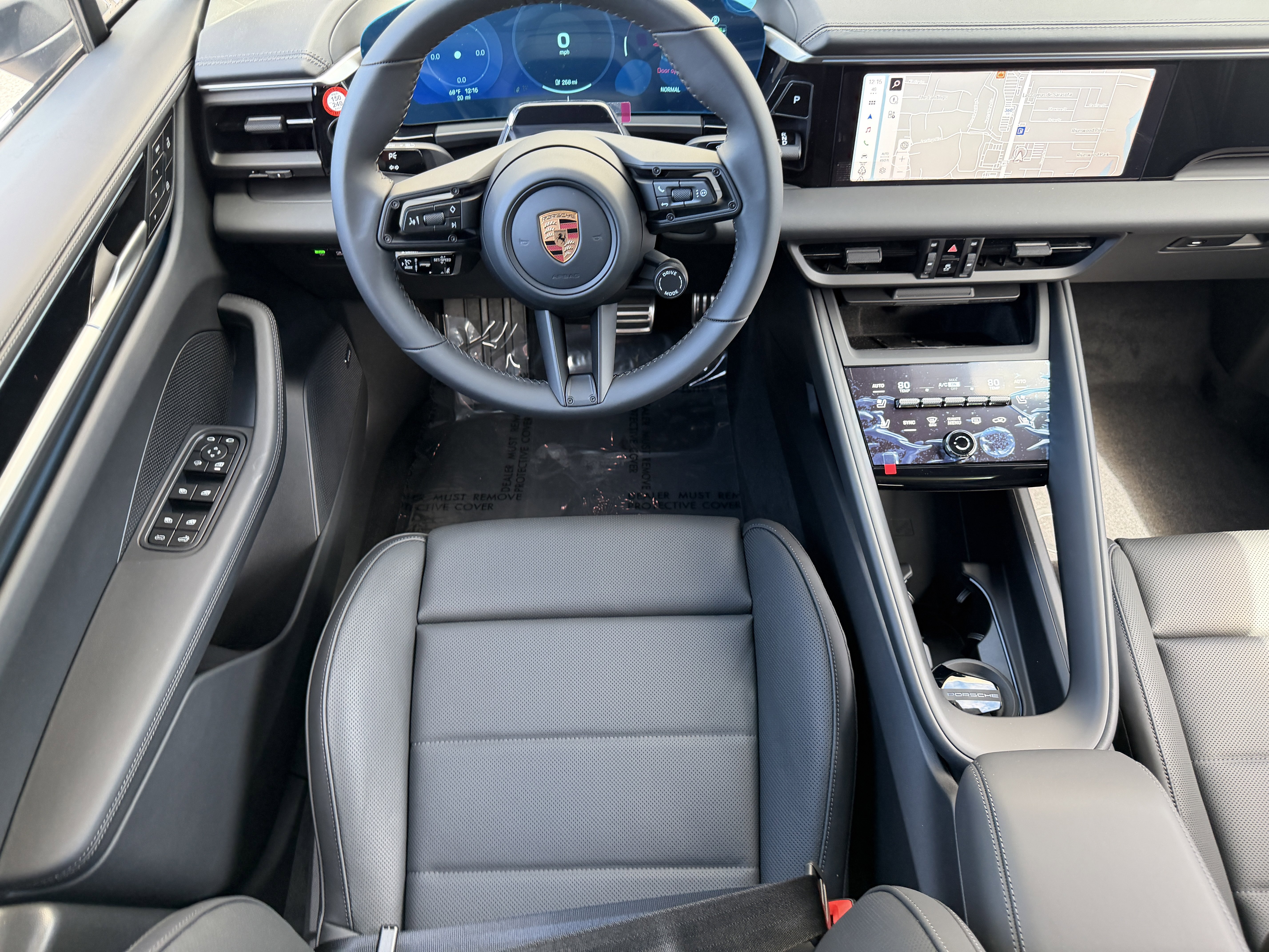 New 2026 Porsche Macan 4S Electric image 16