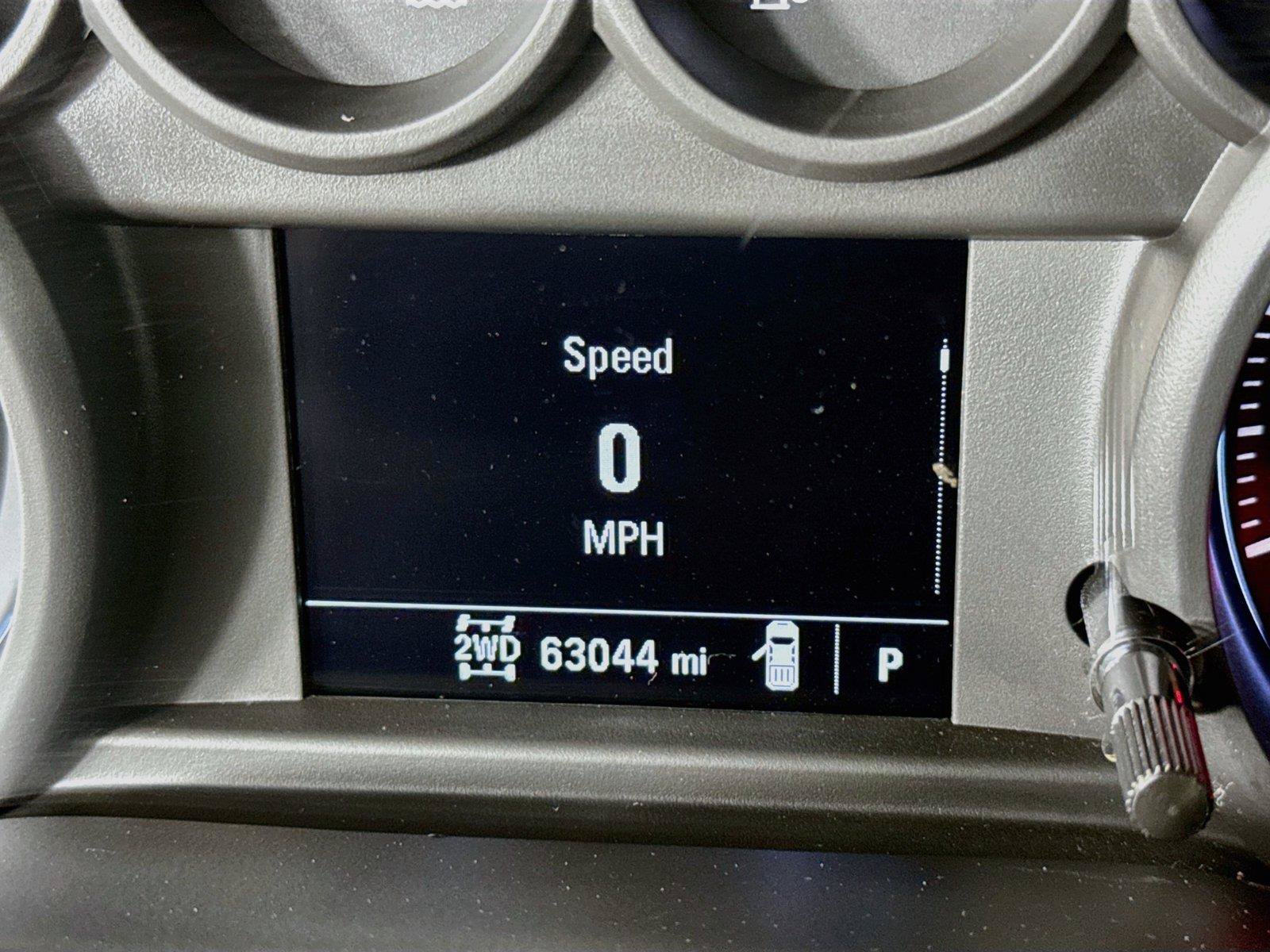 Used 2020 GMC Sierra 1500 4x4 Regular Cab w/ Convenience Package image 2