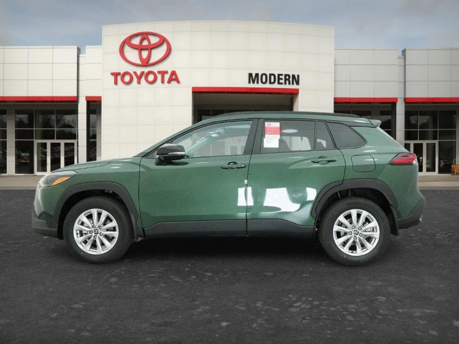 New 2026 Toyota Corolla Cross LE FWD image 13