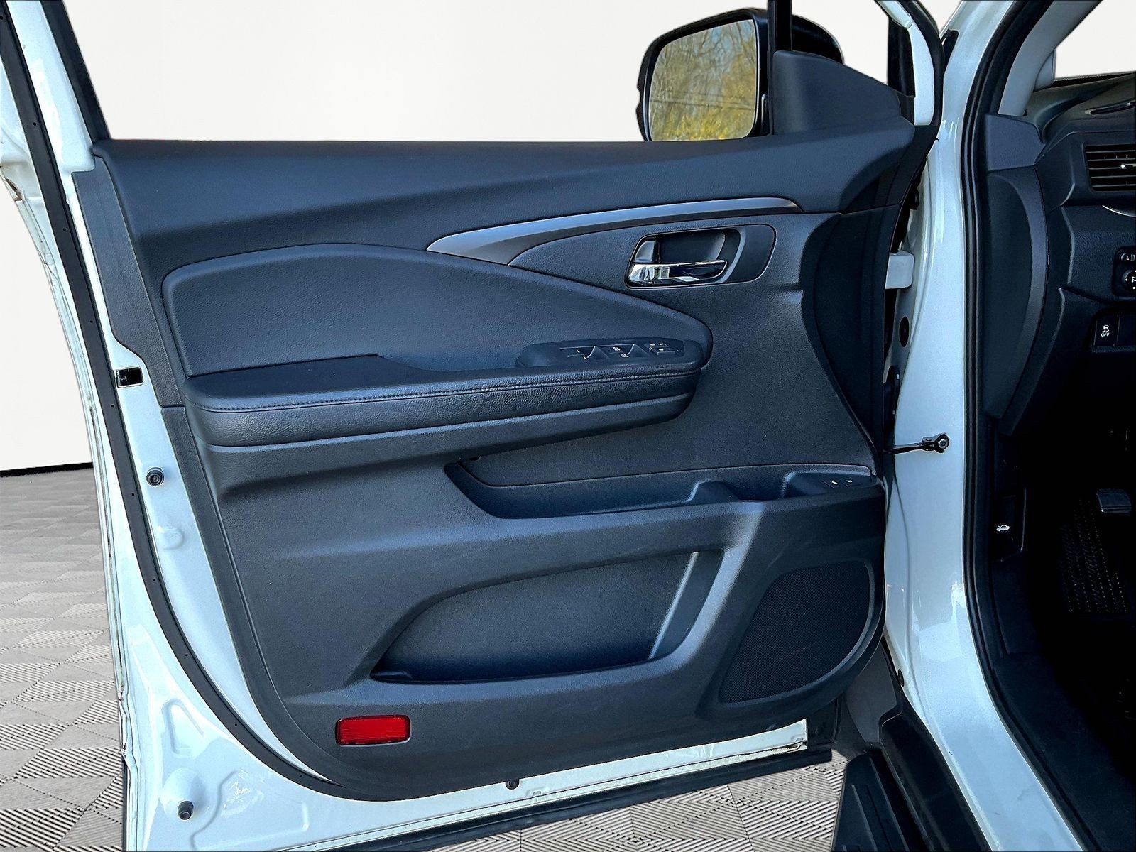 Used 2017 Honda Pilot EX-L image 20