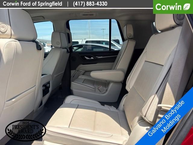 Used 2021 GMC Yukon Denali w/ LPO, Illumination Package AWD/4WD image 13