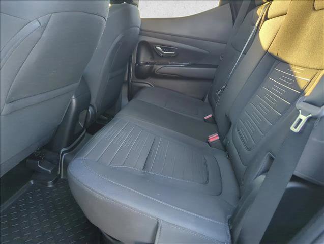 Used 2022 Hyundai Santa Cruz SEL Premium image 23