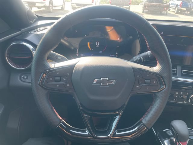 Used 2026 Chevrolet Trax RS w/ Driver Confidence Package FWD image 12