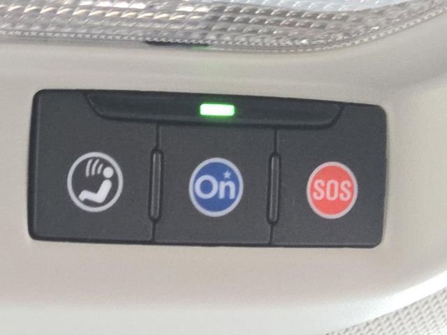 Used 2025 Chevrolet Trax LT w/ Driver Confidence Package image 33