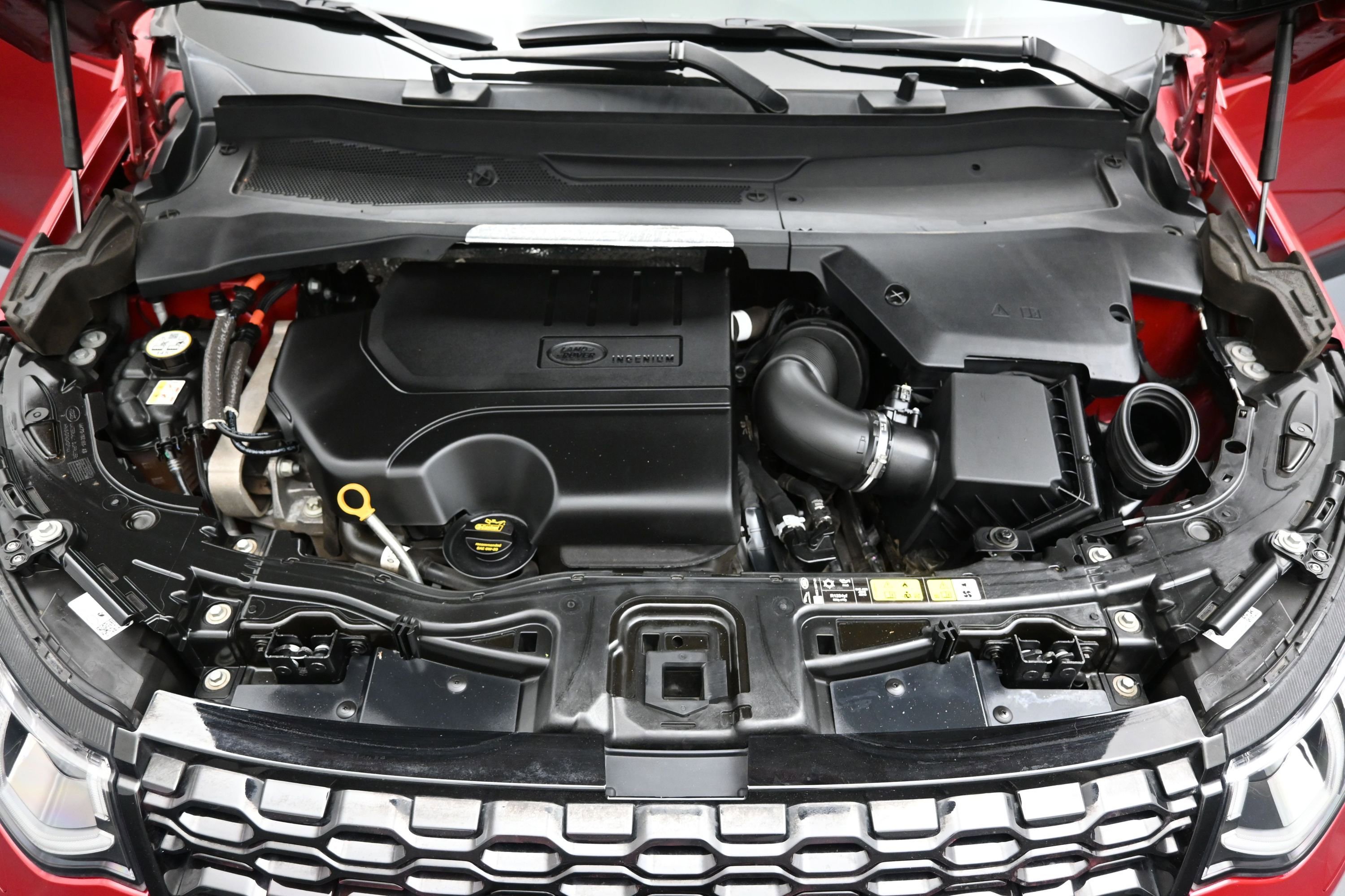 Used 2023 Land Rover Discovery Sport SE AWD/4WD image 8