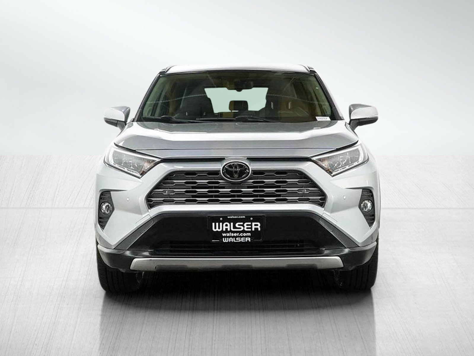 Used 2019 Toyota RAV4 Limited w/ Cold Weather Package AWD/4WD image 8