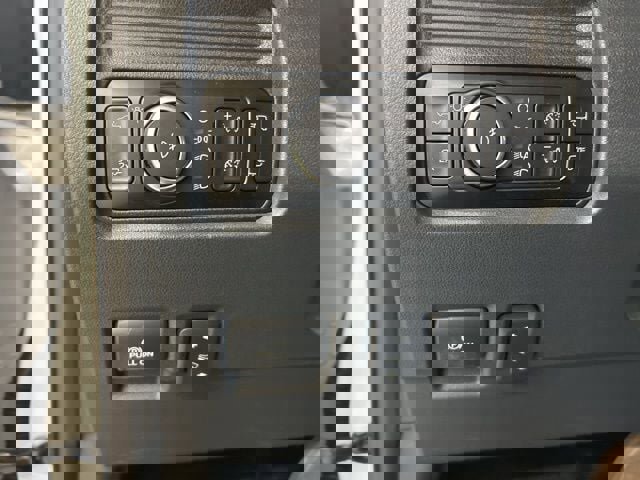 New 2026 Ford F350 Lariat w/ Lariat Premium Package image 14