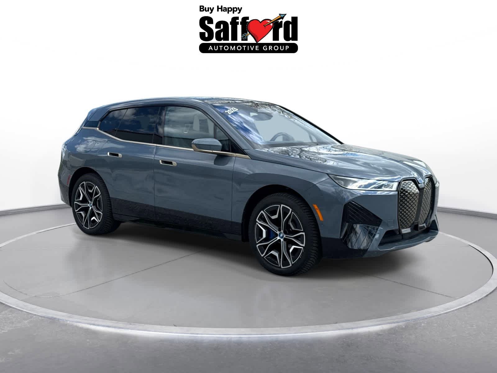 Used 2023 BMW iX xDrive50 w/ Sport Package AWD/4WD image 10
