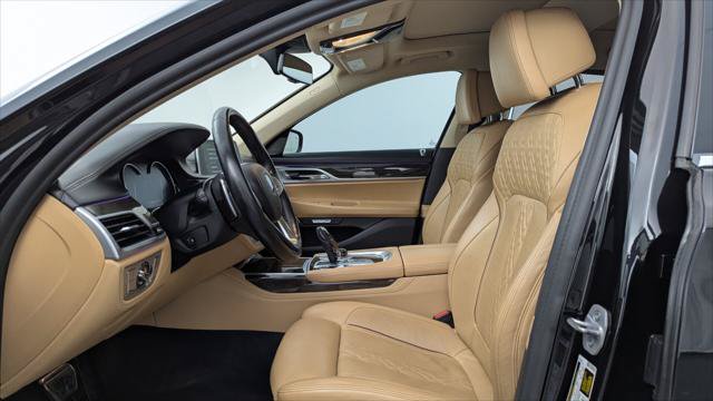 Used 2017 BMW 740i RWD image 14