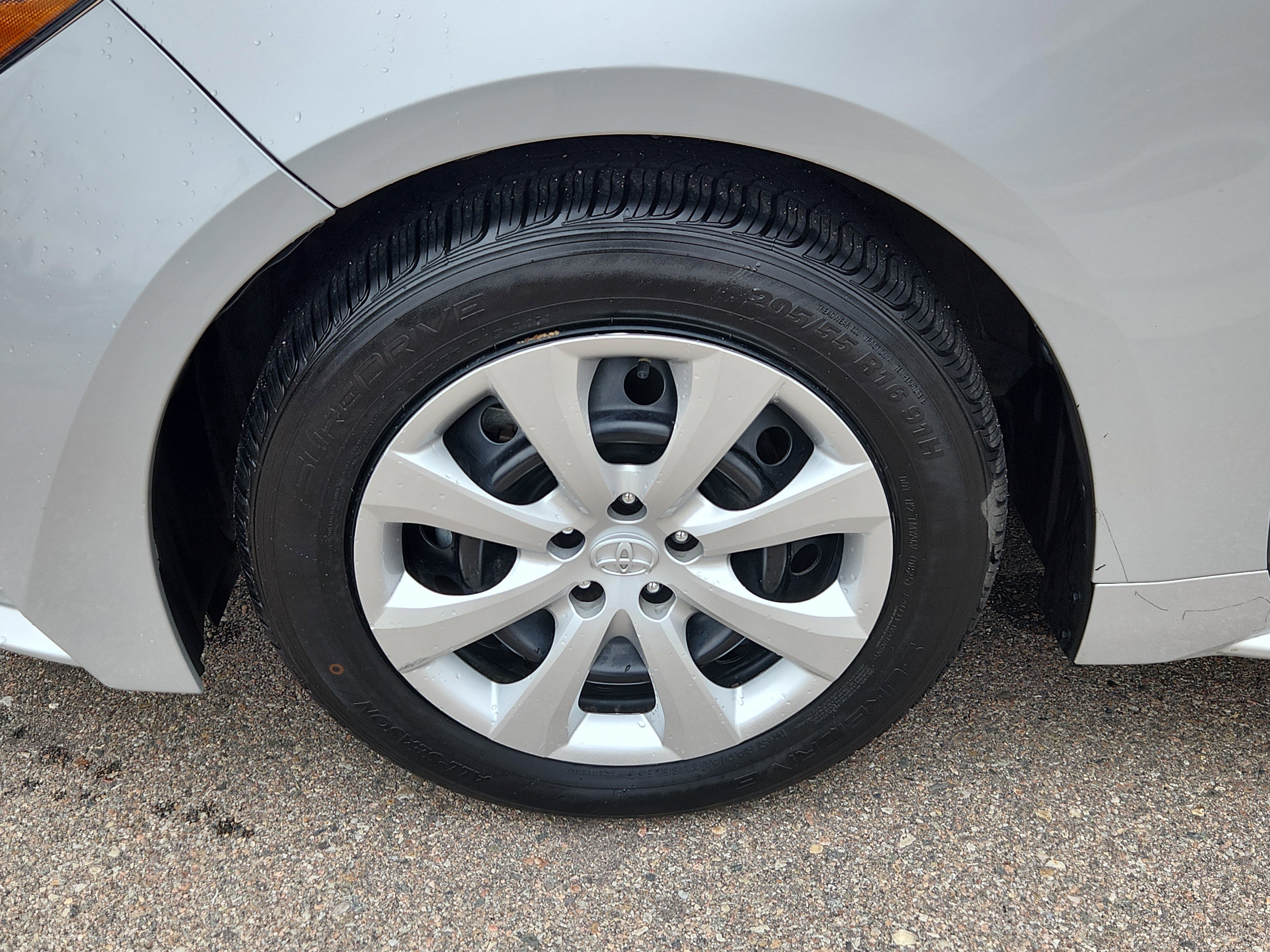 Used 2024 Toyota Corolla LE image 16