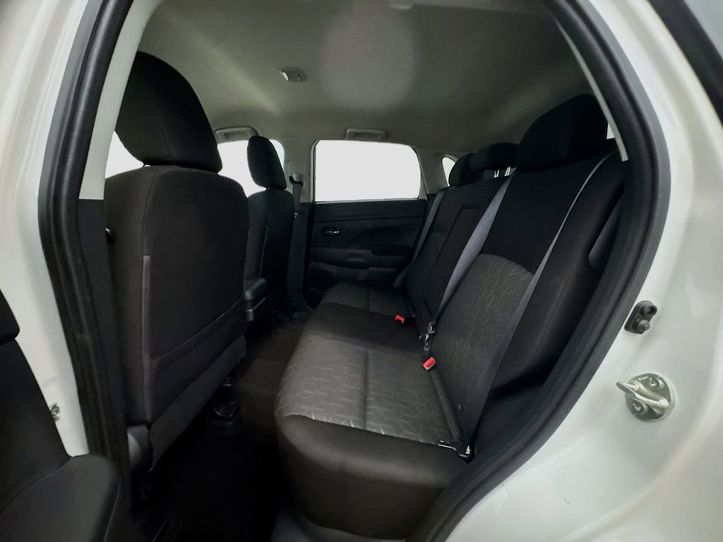 Used 2021 Mitsubishi Outlander Sport ES AWD/4WD image 27