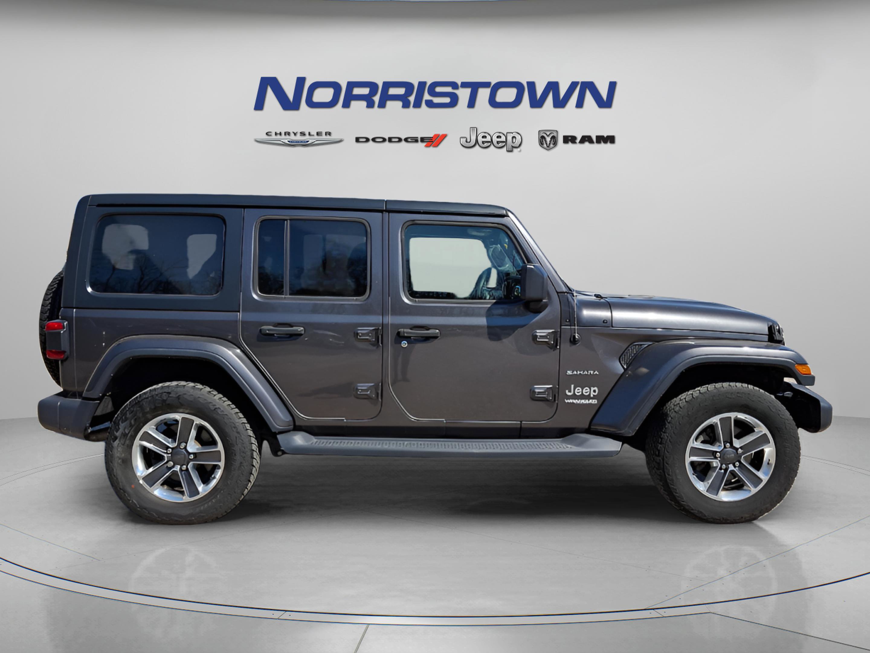 Certified 2018 Jeep Wrangler Unlimited Sahara image 7