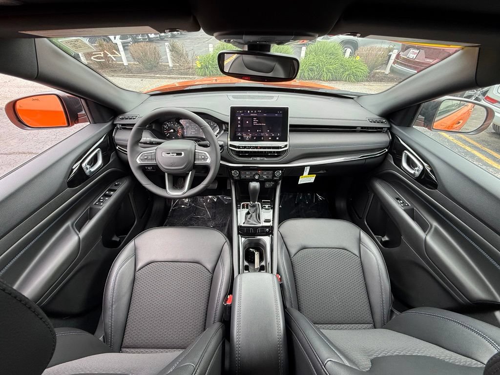 New 2026 Jeep Compass Latitude AWD/4WD image 12