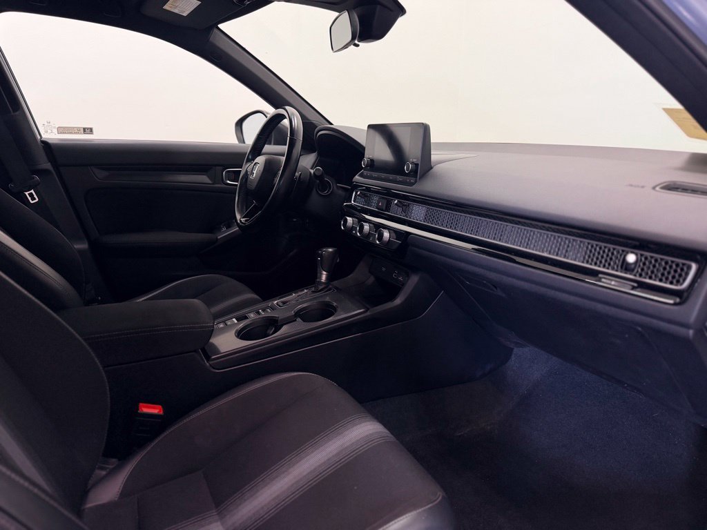 Used 2022 Honda Civic Sport image 17