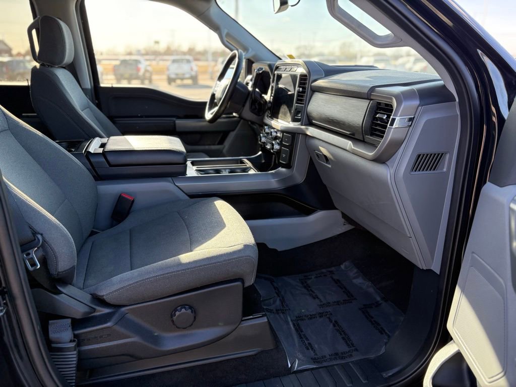 Used 2024 Ford F150 XLT w/ Mobile Office Package image 11