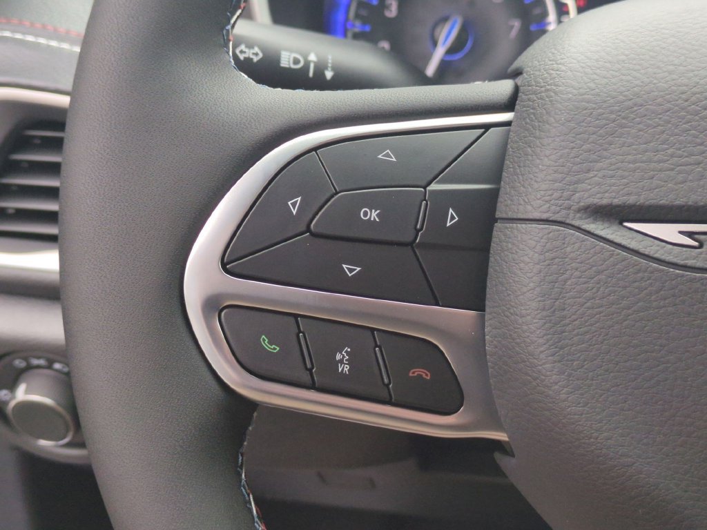New 2027 Chrysler Pacifica Select FWD image 16