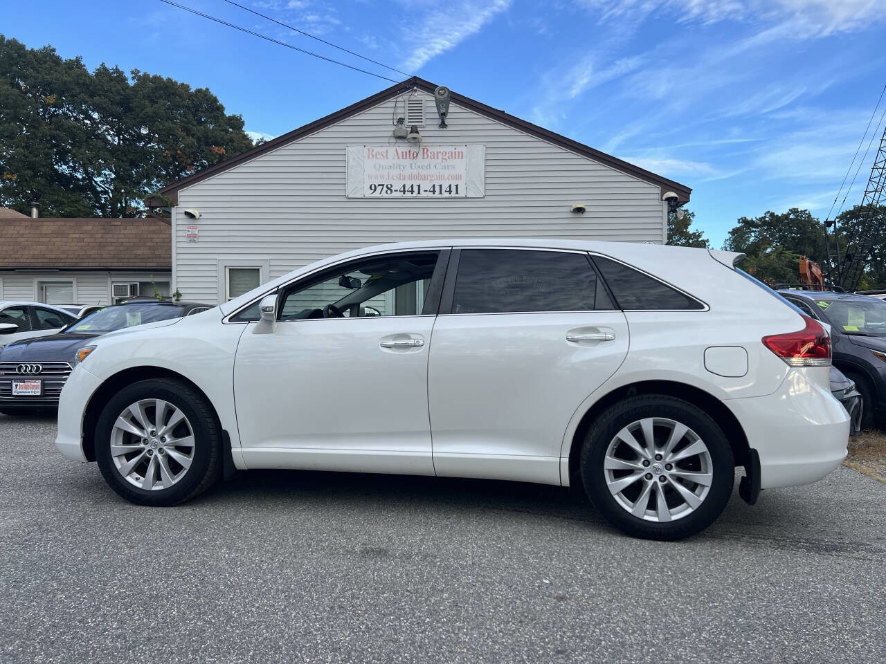 Used 2015 Toyota Venza XLE w/ XLE Premium Package image 2