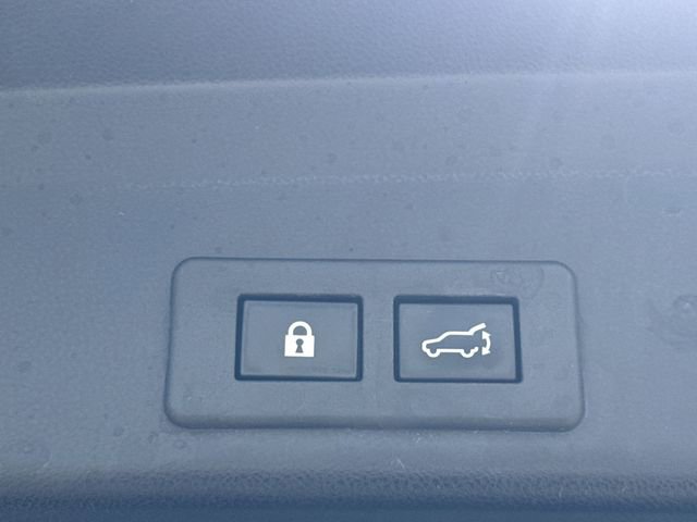 Used 2023 Subaru Ascent Limited AWD/4WD image 34