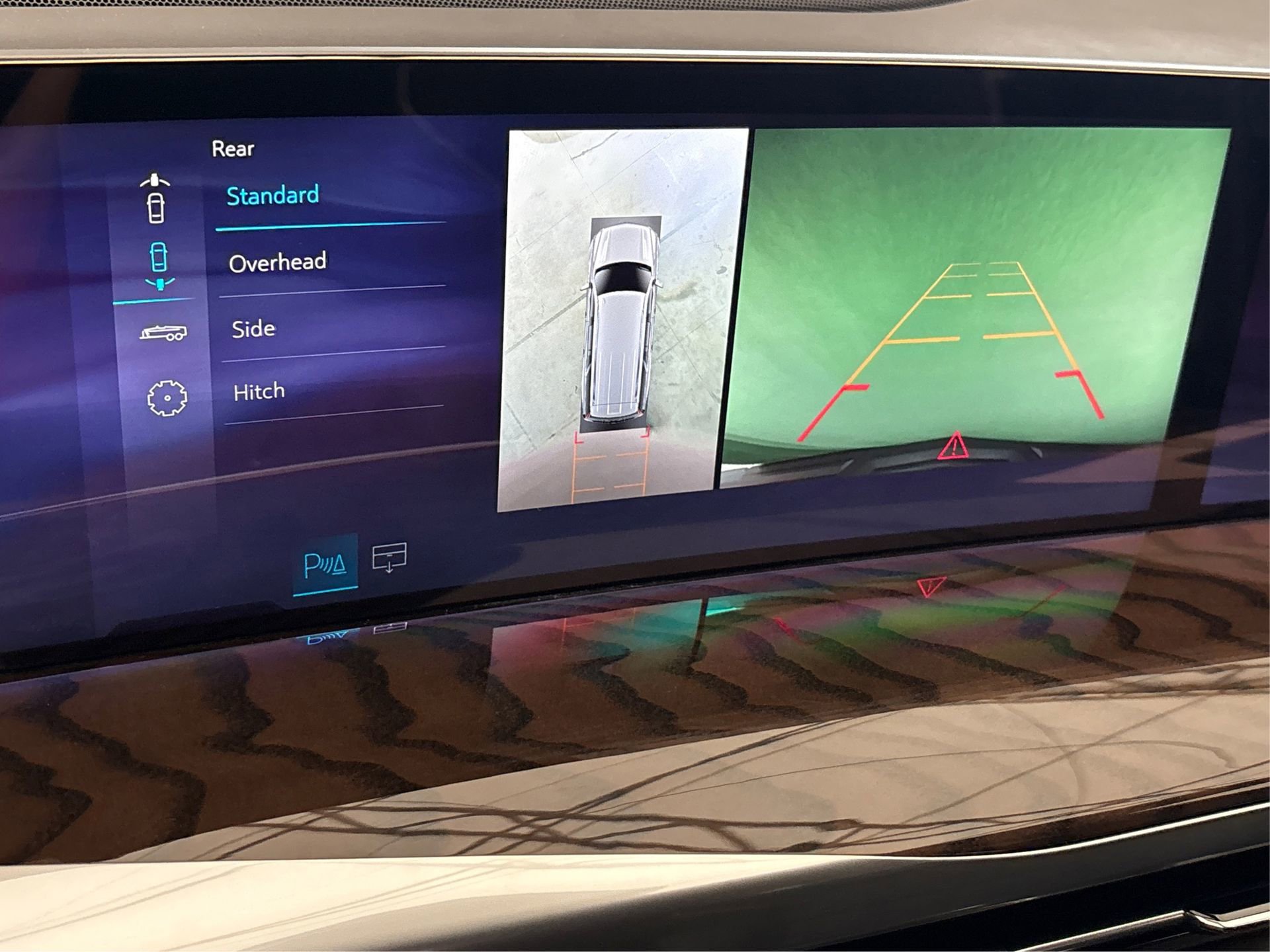 New 2025 Cadillac Escalade ESV Sport Platinum image 25