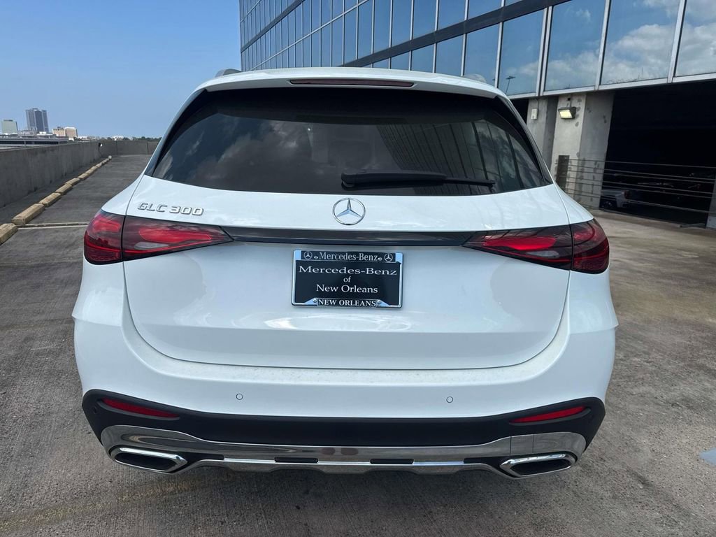 New 2026 Mercedes-Benz GLC 300 image 5