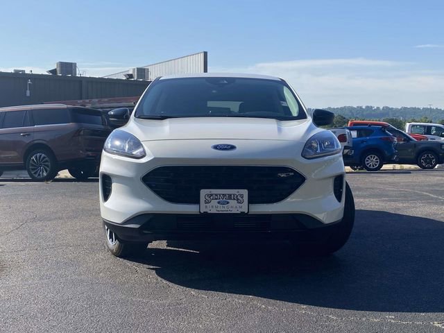 Certified 2022 Ford Escape SE w/ SE Sport Appearance Package AWD/4WD image 9