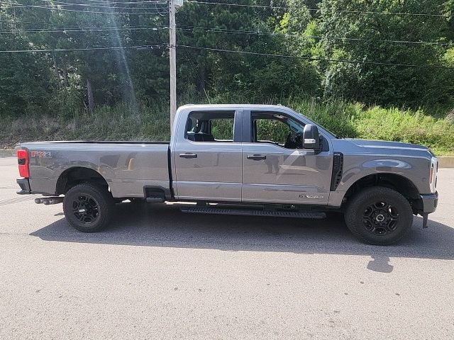 Used 2025 Ford F250 XL w/ STX Appearance Package AWD/4WD image 2