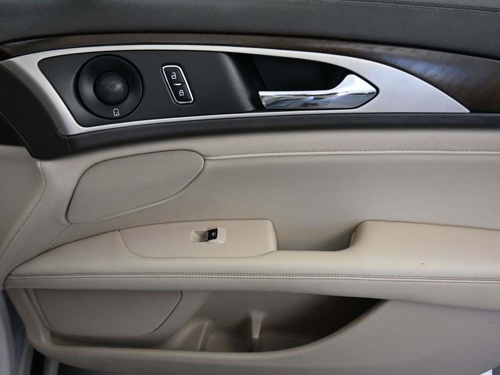 Used 2019 Lincoln MKZ Reserve w/ Reserve Plus Package image 43