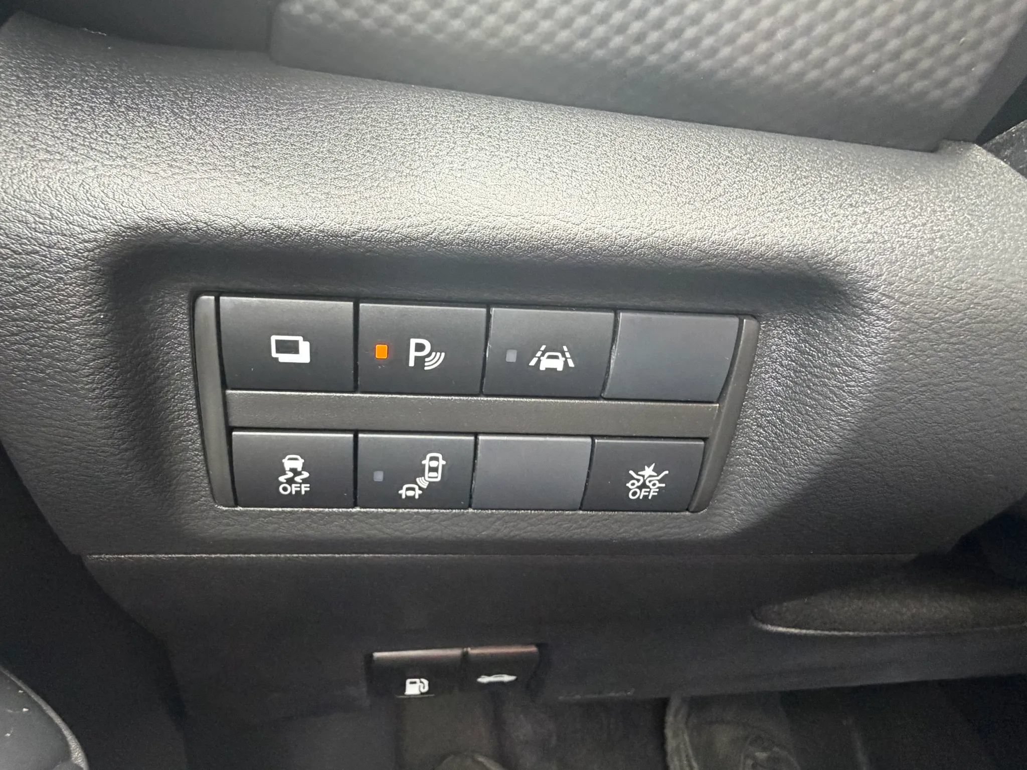 Used 2024 Nissan Kicks S FWD image 16