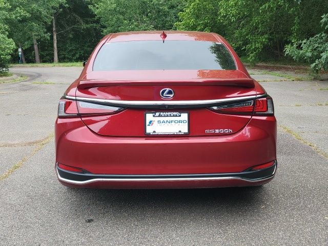 Used 2021 Lexus ES 300h w/ Premium Package FWD image 4