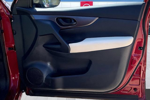 Used 2022 Nissan Rogue Sport S FWD image 27