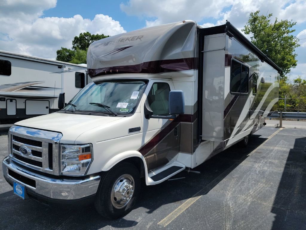 Used 2019 Ford E-450 and Econoline 450 Super Duty w/ Motorhome Prep Package RWD image 1