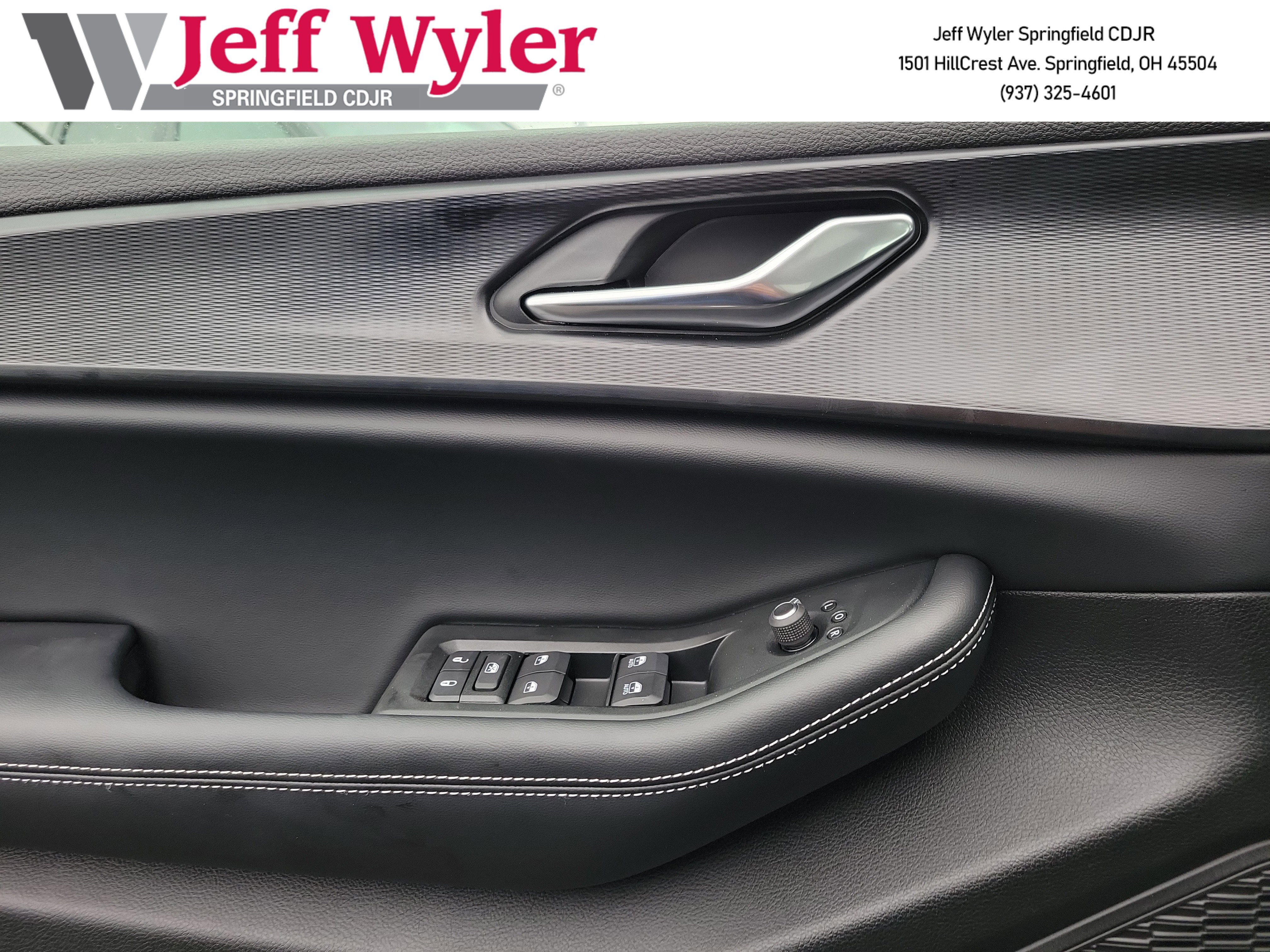 New 2025 Jeep Grand Cherokee L Laredo w/ Luxury Tech Group I image 14