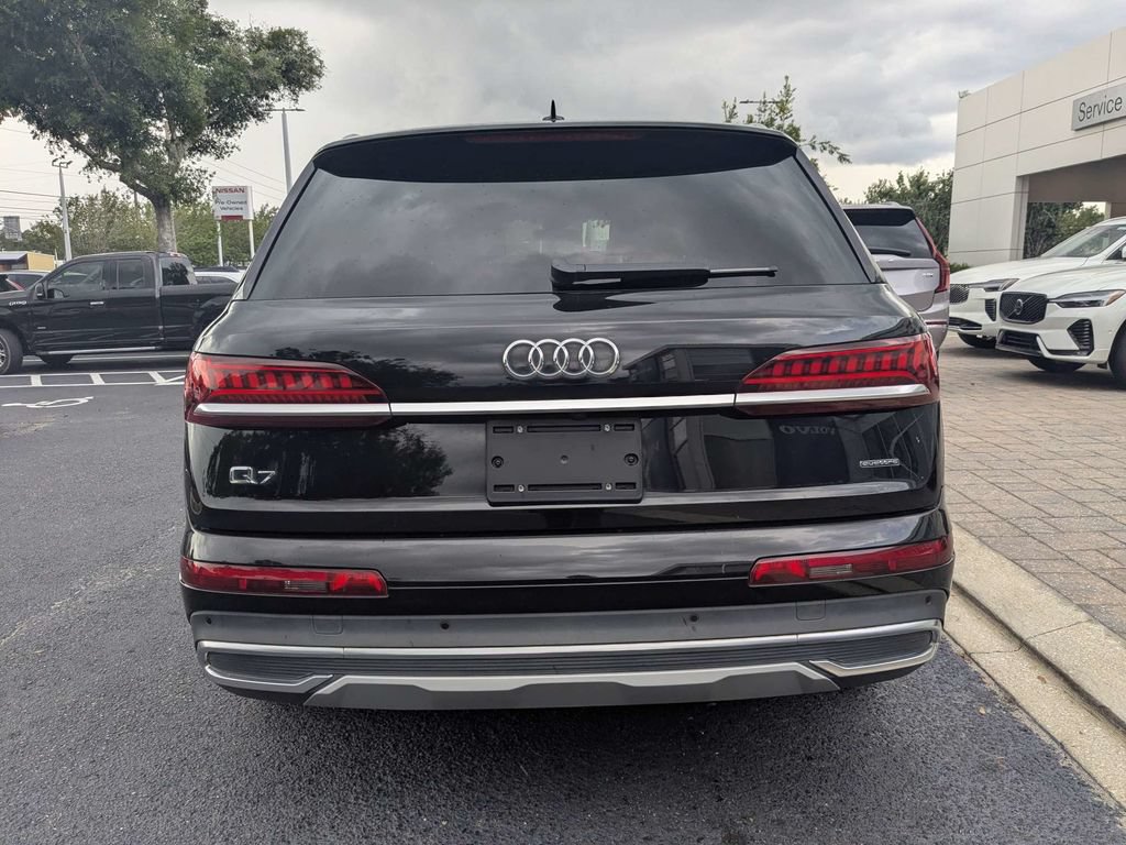 Used 2023 Audi Q7 3.0T Prestige AWD/4WD image 5