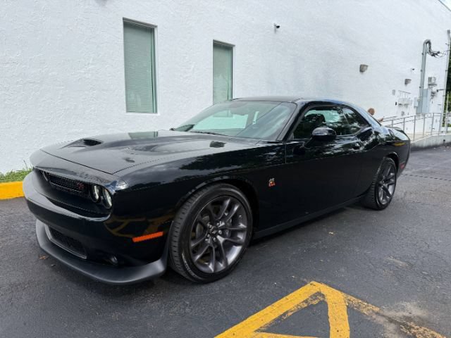 Used 2022 Dodge Challenger R/T Scat Pack w/ Plus Package RWD image 1