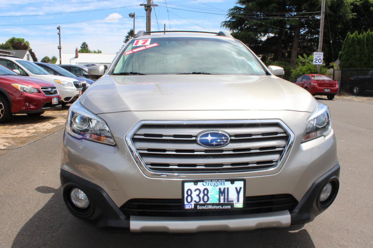 Used 2017 Subaru Outback 2.5i Limited AWD/4WD image 2