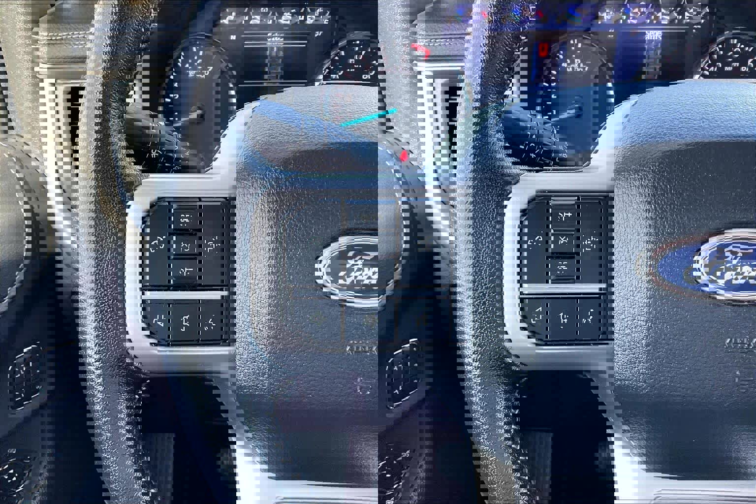 Used 2024 Ford Expedition Max XLT image 22