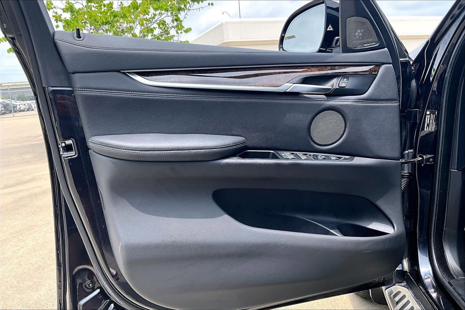 Used 2019 BMW X6 xDrive35i w/ Premium Package AWD/4WD image 19