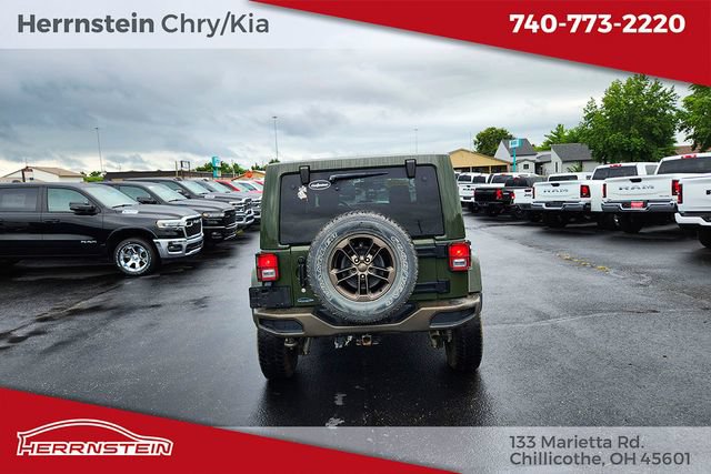 Used 2016 Jeep Wrangler Unlimited Sahara AWD/4WD image 9