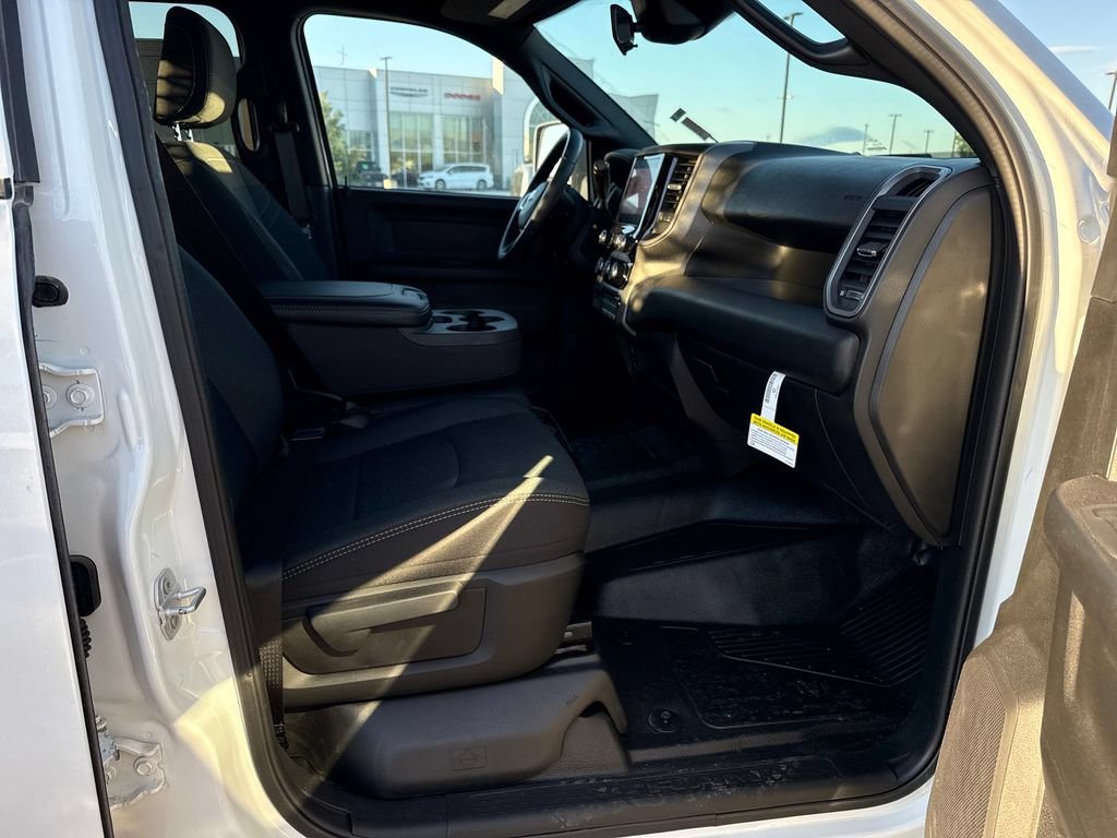 New 2026 RAM 3500 Tradesman w/ Chrome Appearance Group AWD/4WD image 33
