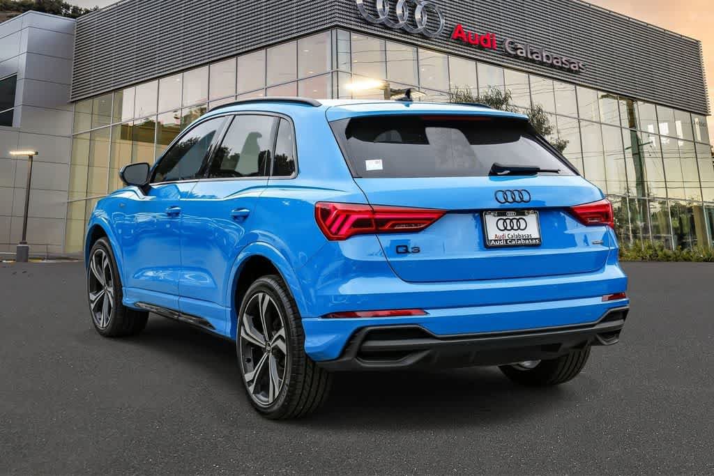 Used 2023 Audi Q3 2.0T Premium Plus w/ Premium Plus Package AWD/4WD image 2