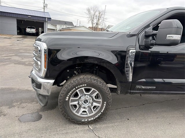 Used 2024 Ford F250 Lariat image 8
