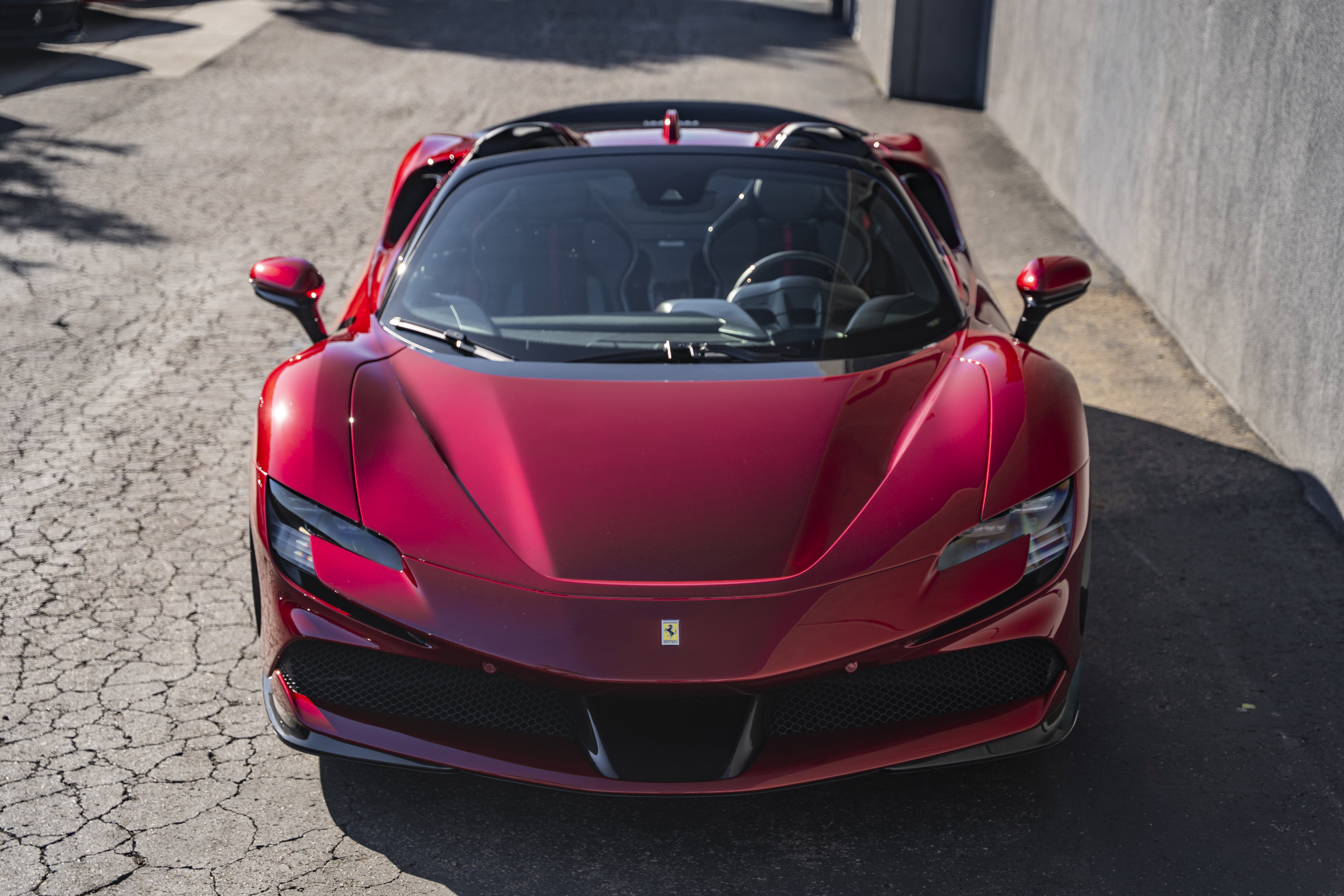 Used 2022 Ferrari SF90 Spider image 9