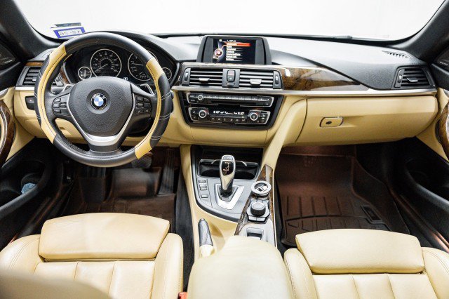 Used 2017 BMW 430i Convertible image 24