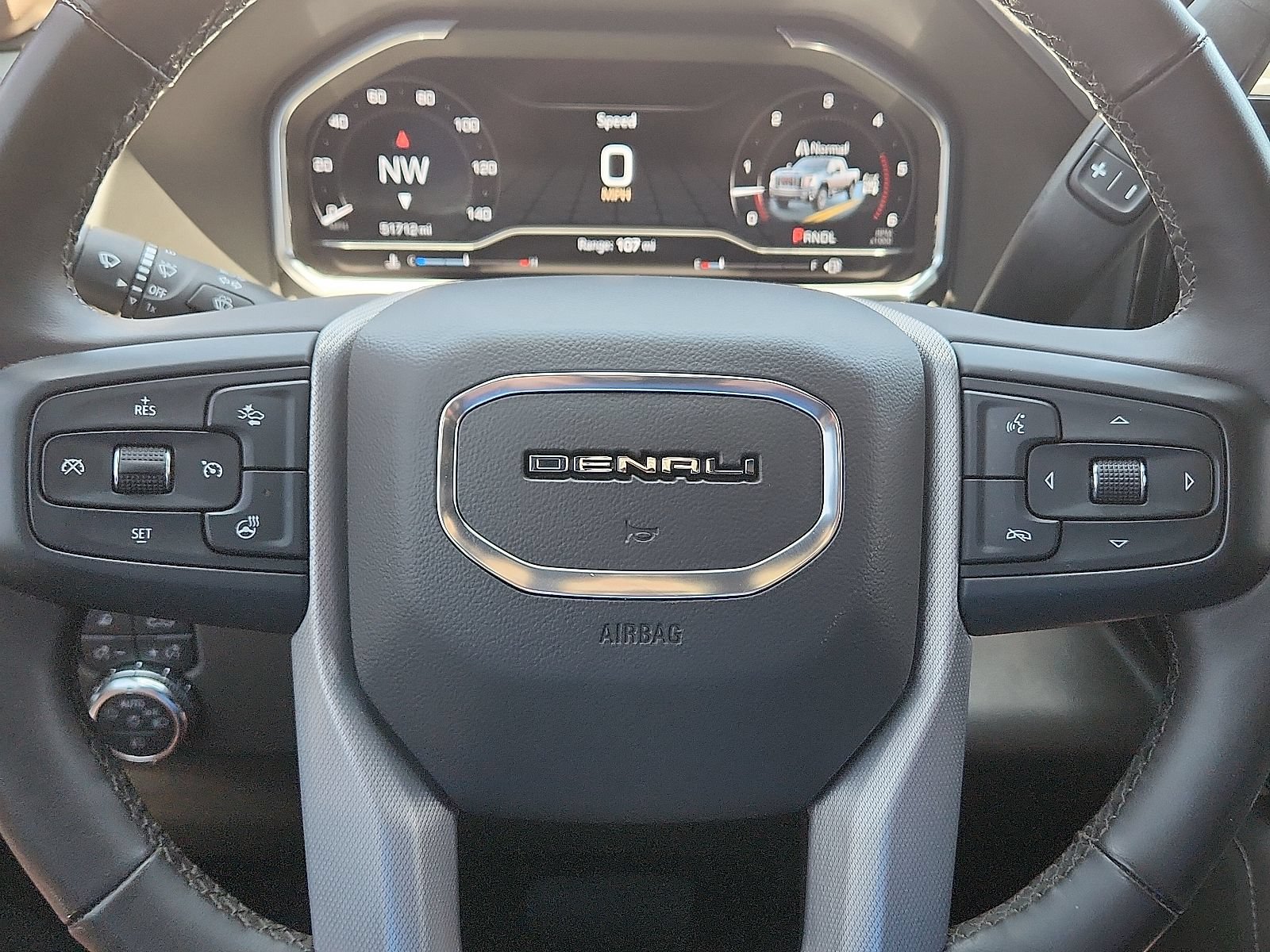 Used 2024 GMC Sierra 2500 Denali w/ Technology Package AWD/4WD image 25